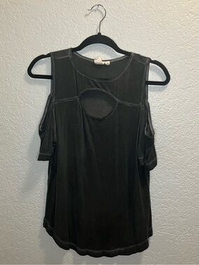 Gray Off The Shoulder Tee
